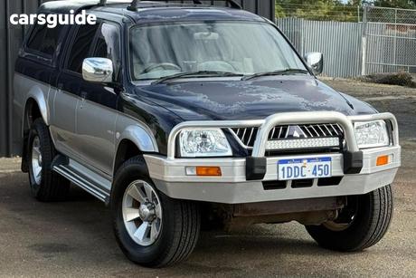 Silver 2005 Mitsubishi Triton Double Cab Utility Glx (4X4)
