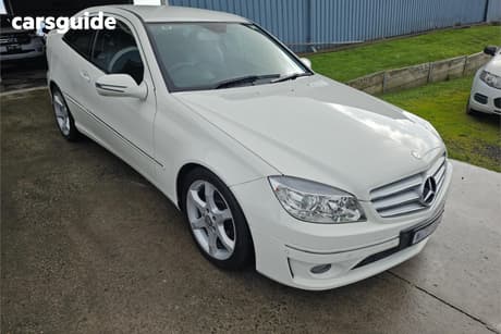 White 2009 Mercedes-Benz CLC200 Coupe Kompressor