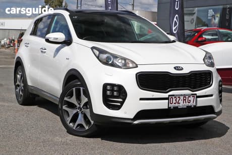 White 2017 Kia Sportage Wagon Gt-Line (Awd)