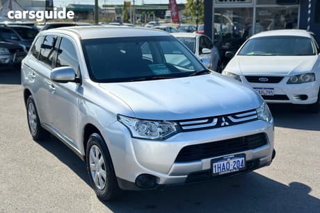 Silver 2012 Mitsubishi Outlander SUV ES (4X4) ZJ