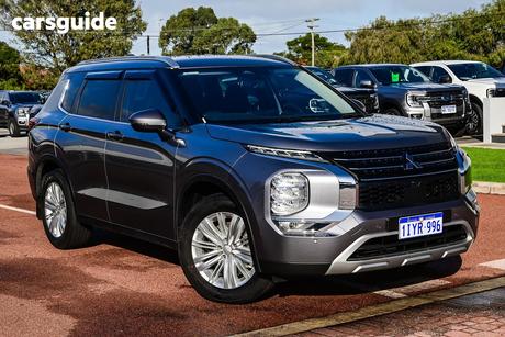Grey 2023 Mitsubishi Outlander Wagon Ls 7 Seat (2Wd)