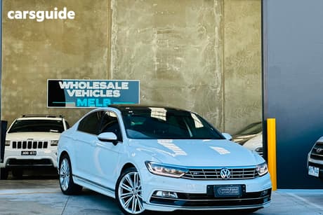 White 2016 Volkswagen Passat Sedan 132 Tsi Comfortline