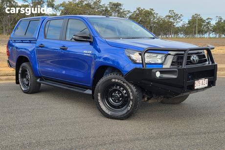 Blue 2020 Toyota Hilux Double Cab Pick Up Sr (4X4)