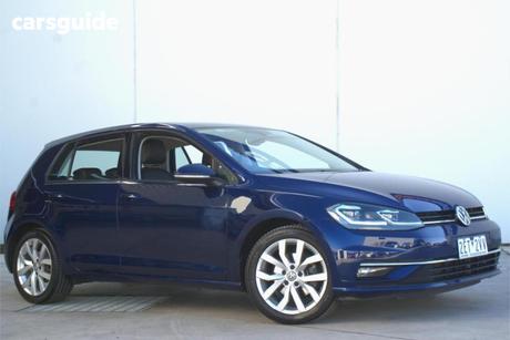 Blue 2017 Volkswagen Golf Hatchback 110 Tdi Highline