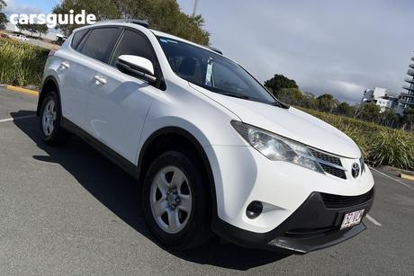 White 2013 Toyota RAV4 SUV GX