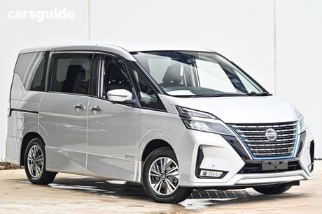 Silver 2021 Nissan Serena SUV E-POWER HIGHWAY STAR V