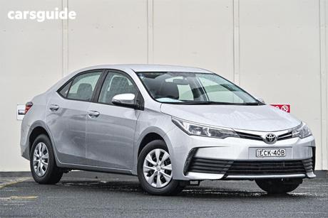 Silver 2017 Toyota Corolla Sedan Ascent
