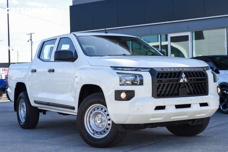 White 2026 Mitsubishi Triton Double Cab Chassis Glx+ (4X4)