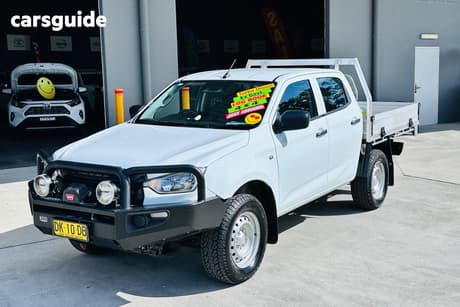 White 2023 Isuzu D-MAX Crew Cab Chassis Sx (4X4)