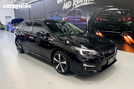 Black 2017 Subaru Impreza Hatchback 2.0S (Awd)