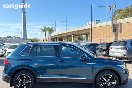 Blue 2022 Volkswagen Tiguan Wagon 110Tsi Life