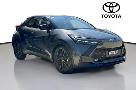 Black 2025 Toyota C-HR Wagon Koba Hybrid