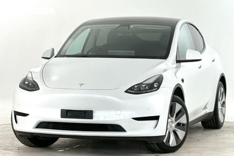 White 2023 Tesla Model Y Wagon Rear-Wheel Drive