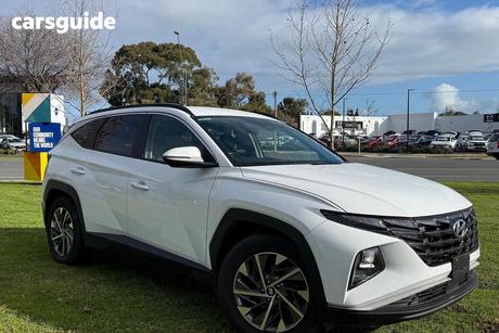 White 2022 Hyundai Tucson Wagon Elite (Fwd)