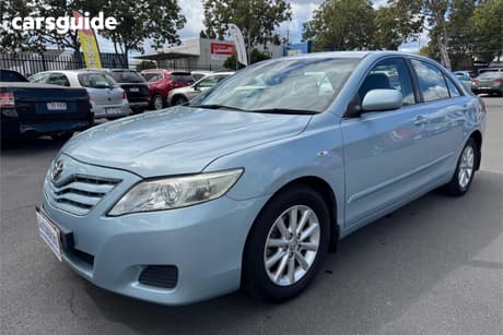 Blue 2011 Toyota Camry Sedan Altise