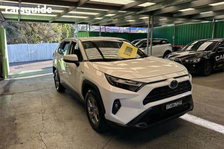 White 2023 Toyota RAV4 Wagon Gx (2Wd) Hybrid