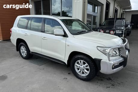 White 2007 Toyota Landcruiser Wagon Sahara (4X4)