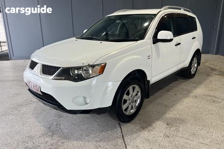 White 2007 Mitsubishi Outlander Wagon Ls