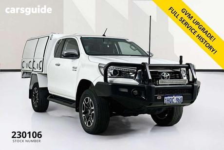 White 2019 Toyota Hilux X Cab Pickup Sr5 (4X4)
