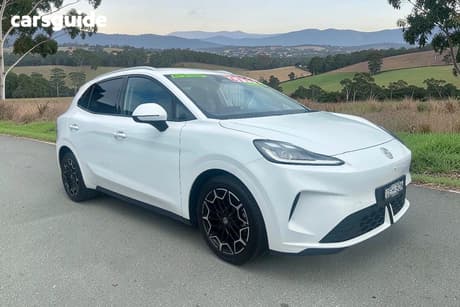 White 2026 MG MG4 Hatchback Essence 64 150Kw