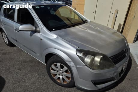 Silver 2007 Holden Astra Hatchback Cd