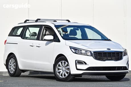 White 2019 Kia Carnival Wagon S