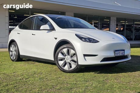 White 2023 Tesla Model Y Wagon Rear-Wheel Drive