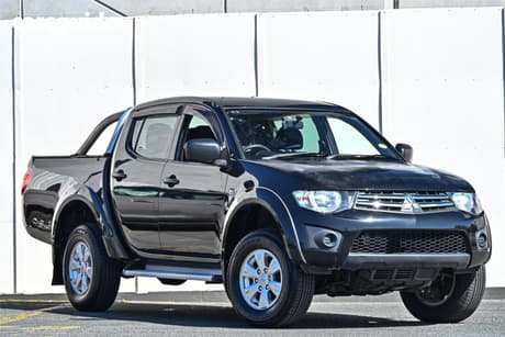 Black 2014 Mitsubishi Triton Double Cab Utility Glx (4X4)
