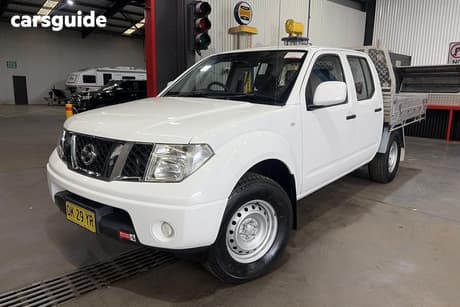 White 2013 Nissan Navara Dual Cab Pick-up Rx (4X2)