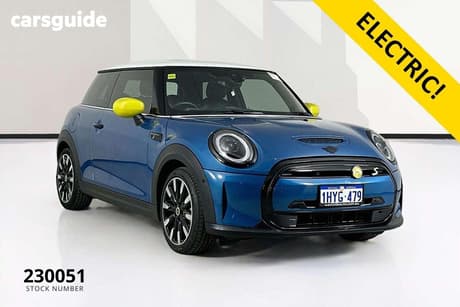 Blue 2023 Mini Cooper Hatchback Se Mini Yours 3D Hatch