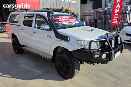 White 2009 Toyota Hilux Dual Cab Pick-up Sr5 (4X4)