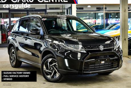 Black 2024 Suzuki Vitara Wagon Turbo