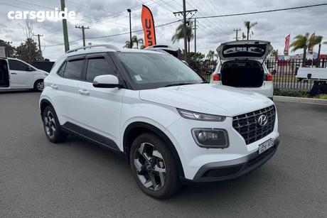 White 2020 Hyundai Venue Wagon Elite ((Sunroof)
