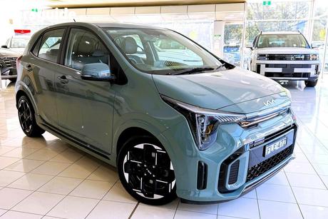 Green 2024 Kia Picanto Hatchback Gt Line (Pe2)