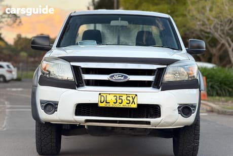 White 2010 Ford Ranger Dual Cab Pick-up Xl (4X2)