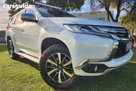 White 2018 Mitsubishi Pajero Sport Wagon Gls (4X4) 7 Seat