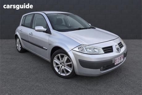 Silver 2005 Renault Megane Hatchback Dynamique