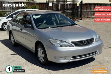 Silver 2004 Toyota Camry Sedan Altise