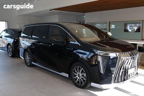 Black 2025 Gac M8 OtherCar PHEV LUXURY F