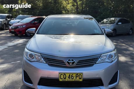 Silver 2014 Toyota Camry Sedan Altise