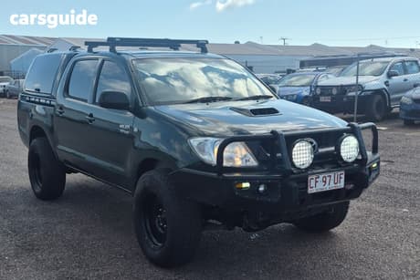 Green 2011 Toyota Hilux Dual Cab Pick-up Sr (4X4)