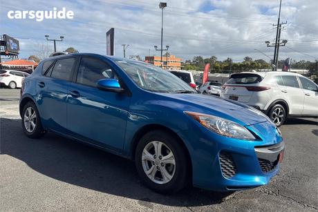Blue 2011 Mazda 3 Hatchback Neo