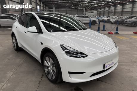 White 2022 Tesla Model Y Wagon Rear-Wheel Drive