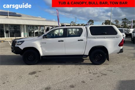 White 2020 Toyota Hilux Double Cab Pick Up Sr (4X4)