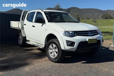 2015 Mitsubishi Triton Double Cab Utility Glx (4X4)