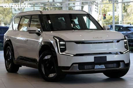 White 2023 Kia EV9 Wagon Earth