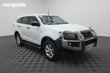 White 2024 Isuzu MU-X Wagon Ls-M (4X4)