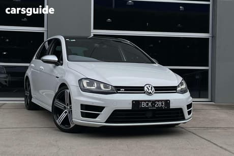 White 2016 Volkswagen Golf Hatchback R