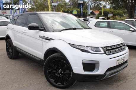 White 2017 Land Rover Range Rover Evoque Wagon Td4 150 Se