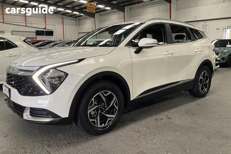 White 2023 Kia Sportage Wagon S (Awd)
